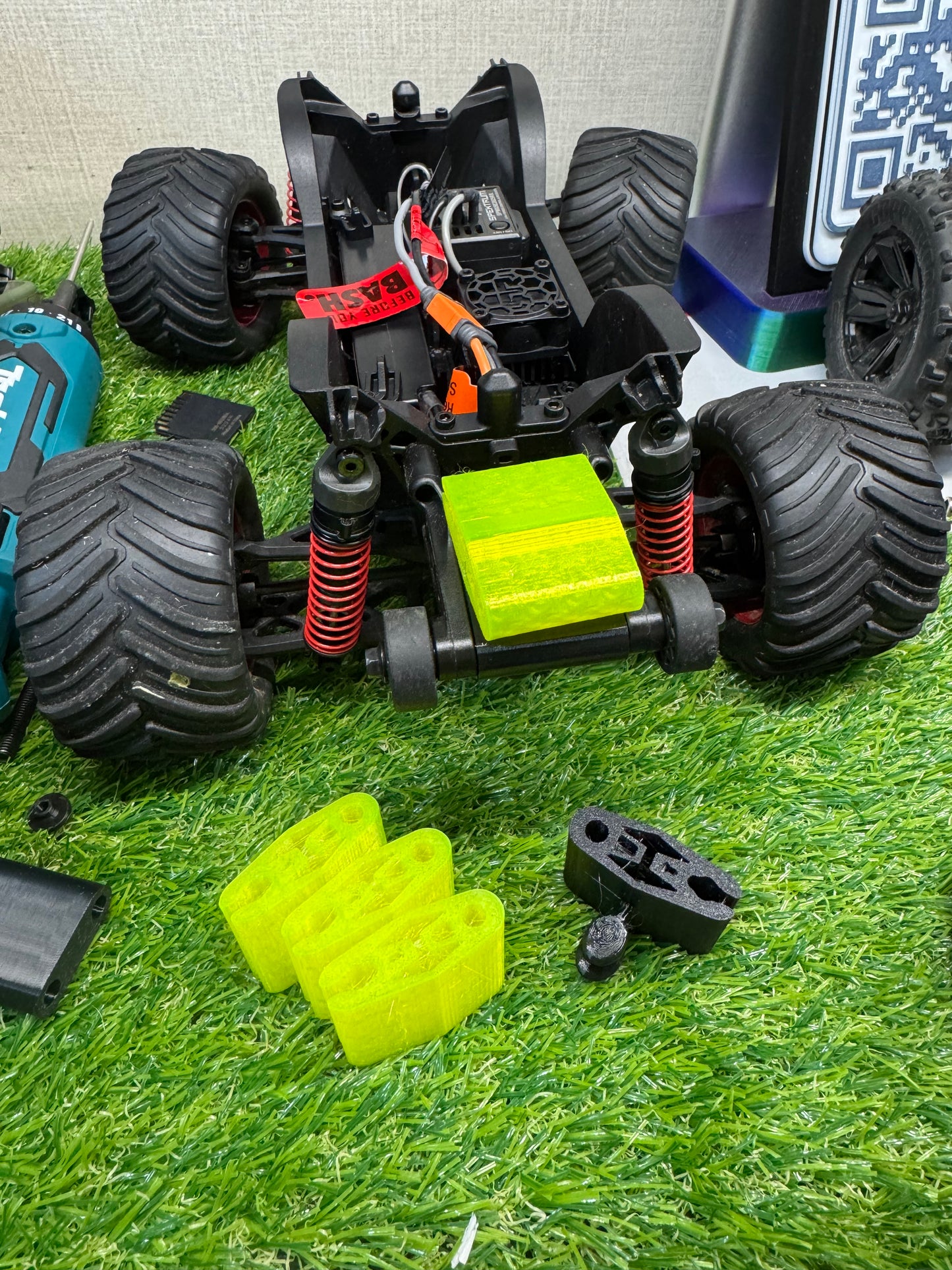 Quake & Gorgon Wheelie Bar Spacers